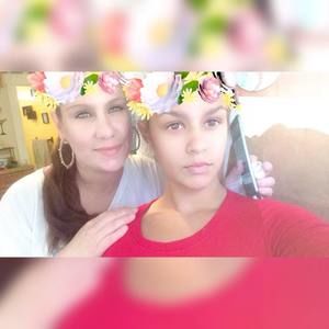 Meet your Posher, Lydia